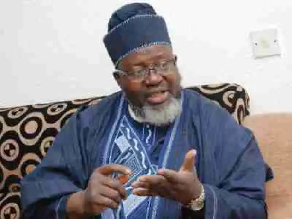 "Communications Minister Owns 12 Luxury Homes, 25 Cars & More" - His Media Aide Says
